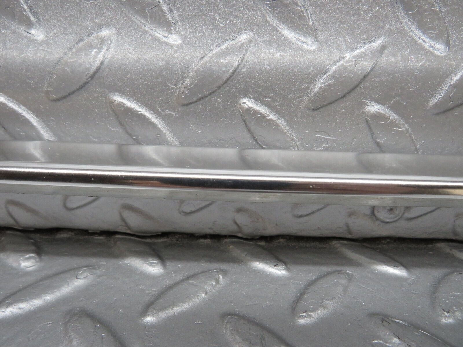 40203 Mercedes-Benz R107 Hardtop Roof Chrome Right Side