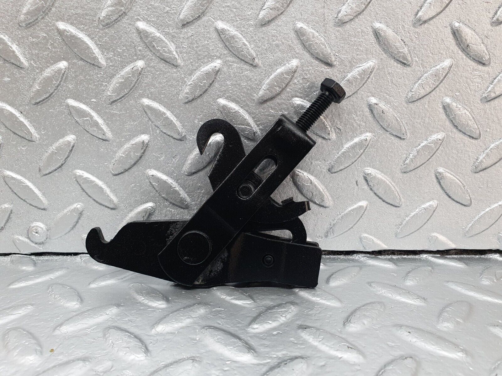 42834 Mercedes-Benz W201 190 2.0L Handbrake Adjusting Handbrake Regulator