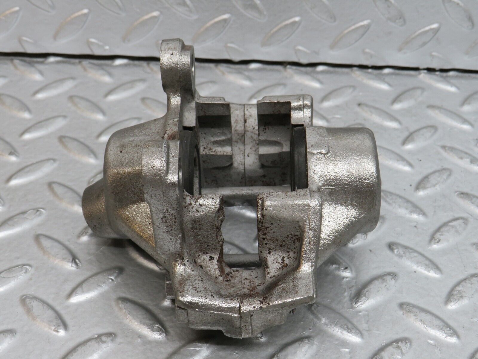 29512 Mercedes-Benz W124 230E Rear Left Brake Caliper Ate