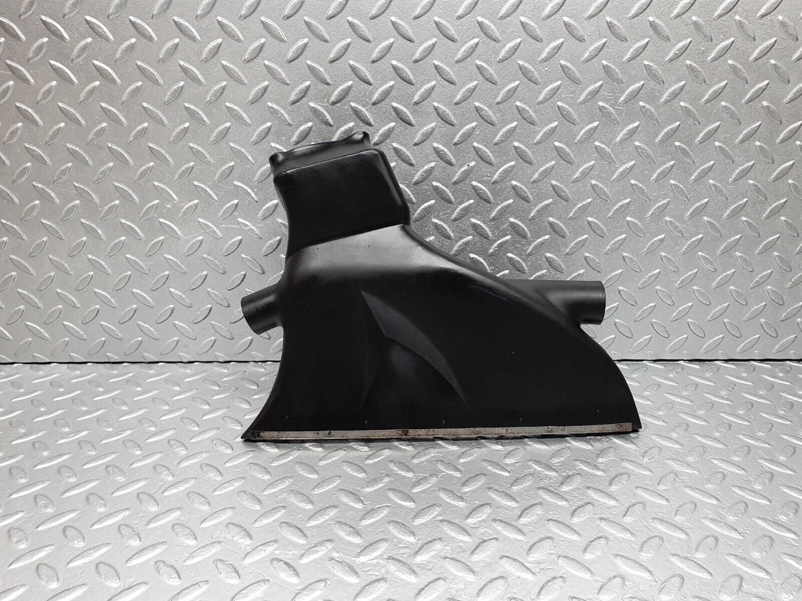 43090 Mercedes-Benz W108 280SE Dashboard Air Vent Duct Right