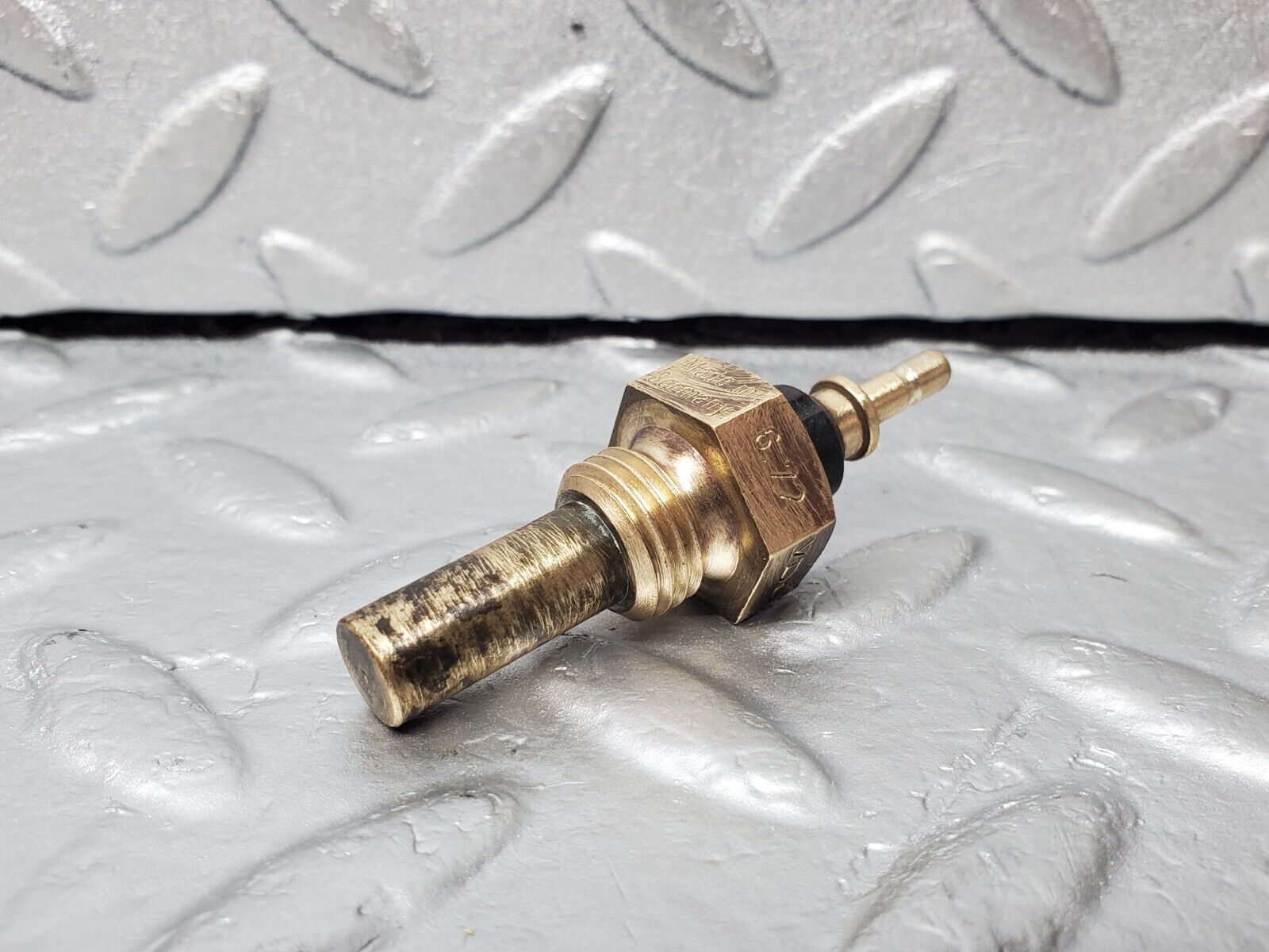 45471 Mercedes-Benz 280E M110.988 Coolant Temperature Sensor VDO