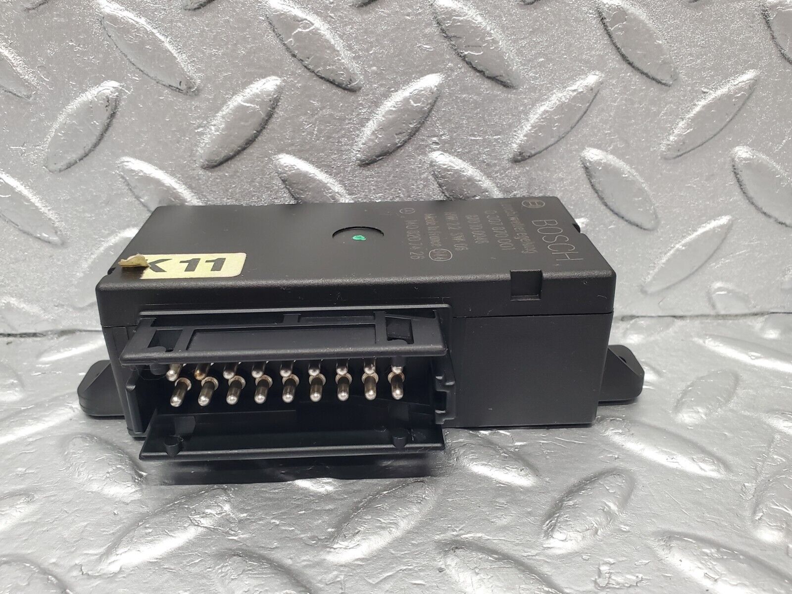 46824 Mercedes-Benz R129 320SL Coupe Headlight Control Unit 1408207426 0307870001