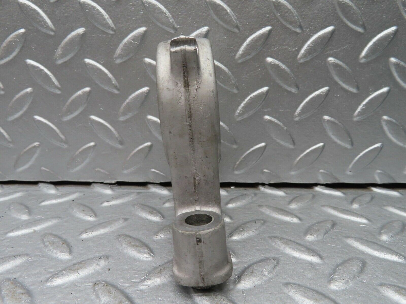 20643 Mercedes-Benz R107 450SL Camshaft Tower Bearing 1160512712