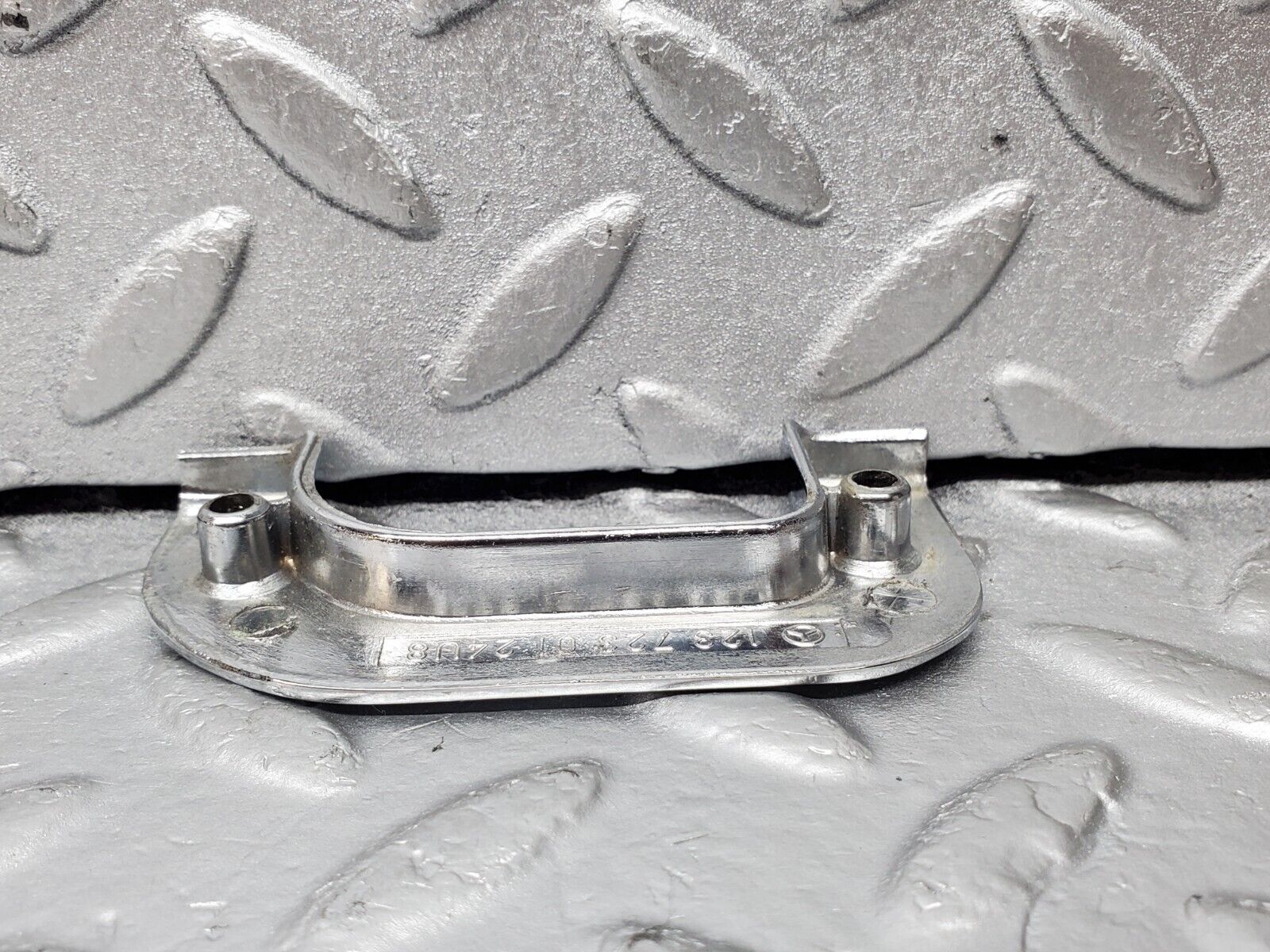 45558 Mercedes-Benz W126 420SE Interior Chrome Door Latch Trim Left 1237230124