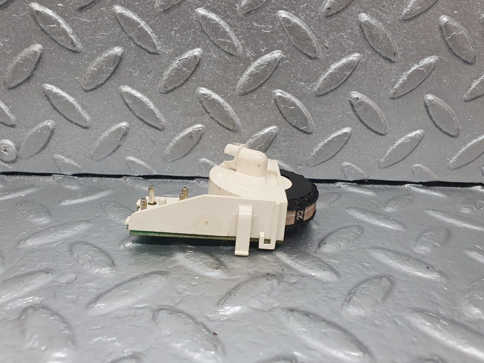 43541 Mercedes-Benz C126 380SEC Coupe Heater Control Switch 1268200203