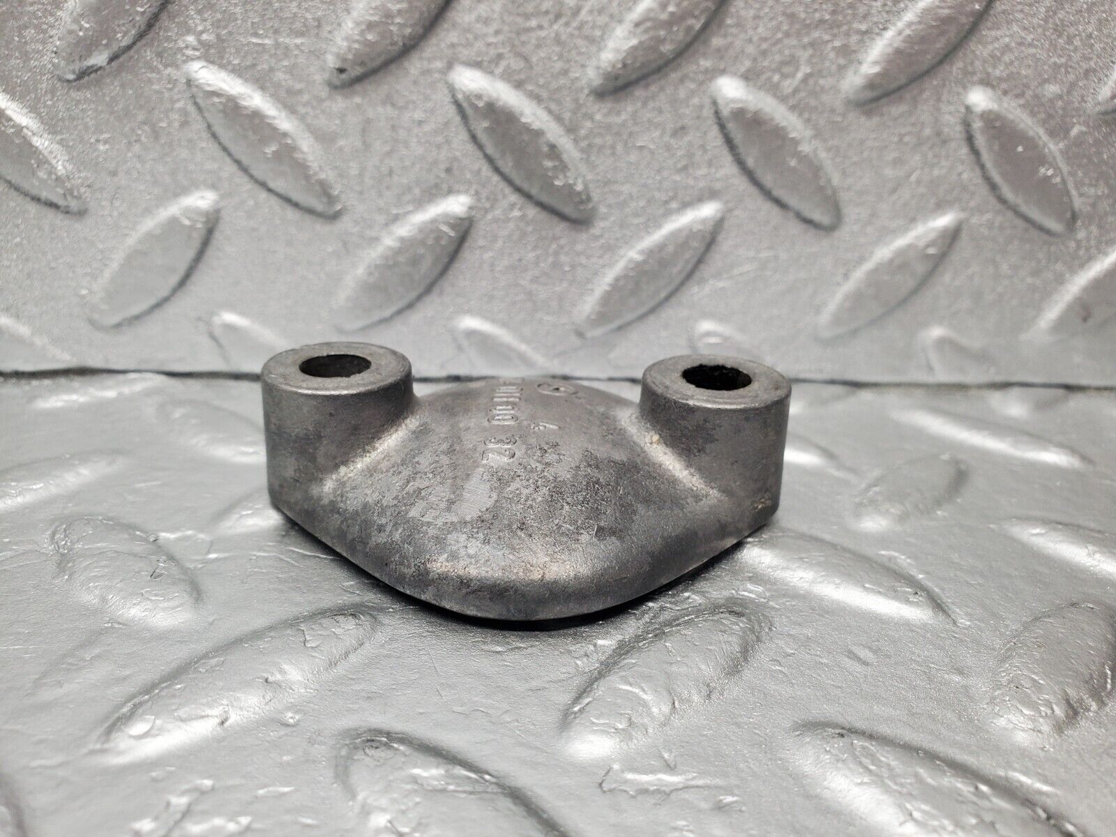 46701 Mercedes-Benz C123 280CE Coupe Engine Fuel Pump Cover 1140110032