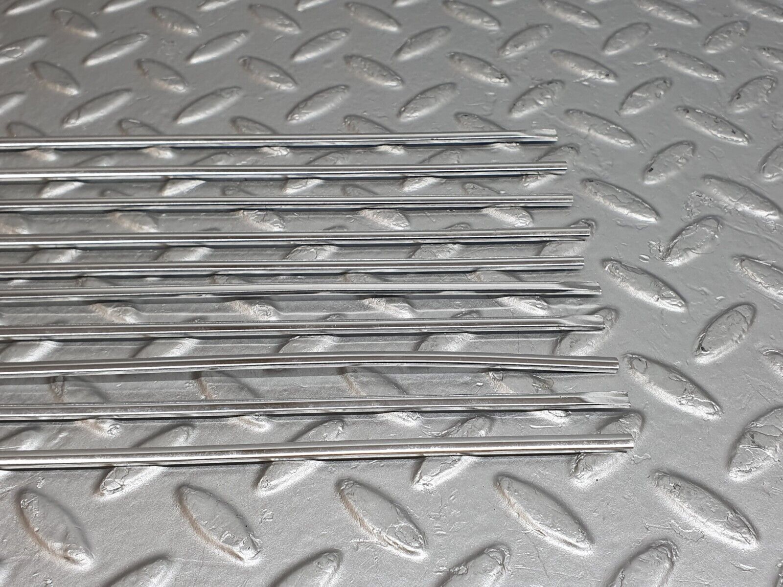 43450 Mercedes-Benz W108 280SE Bonnet Chrome Grill Moulding Trims 1088880122