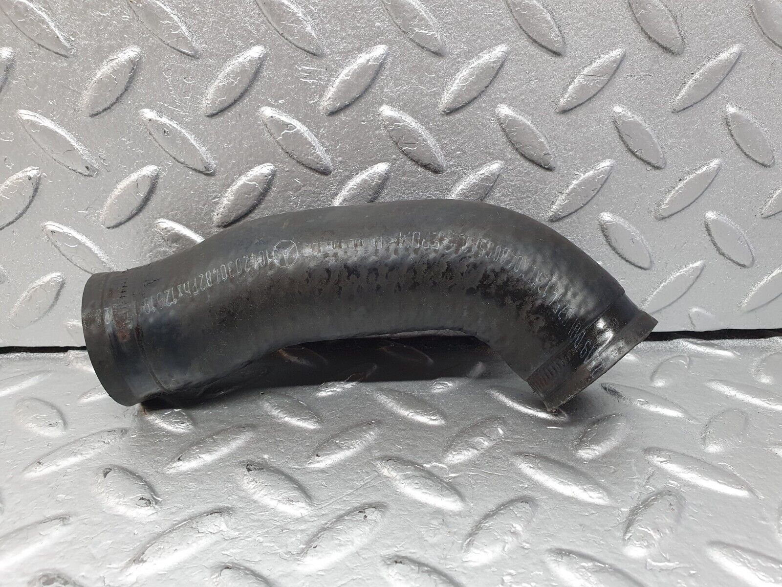 42518 Mercedes-Benz R129 320SL Coupe Radiator Hose Pipe 1042030482