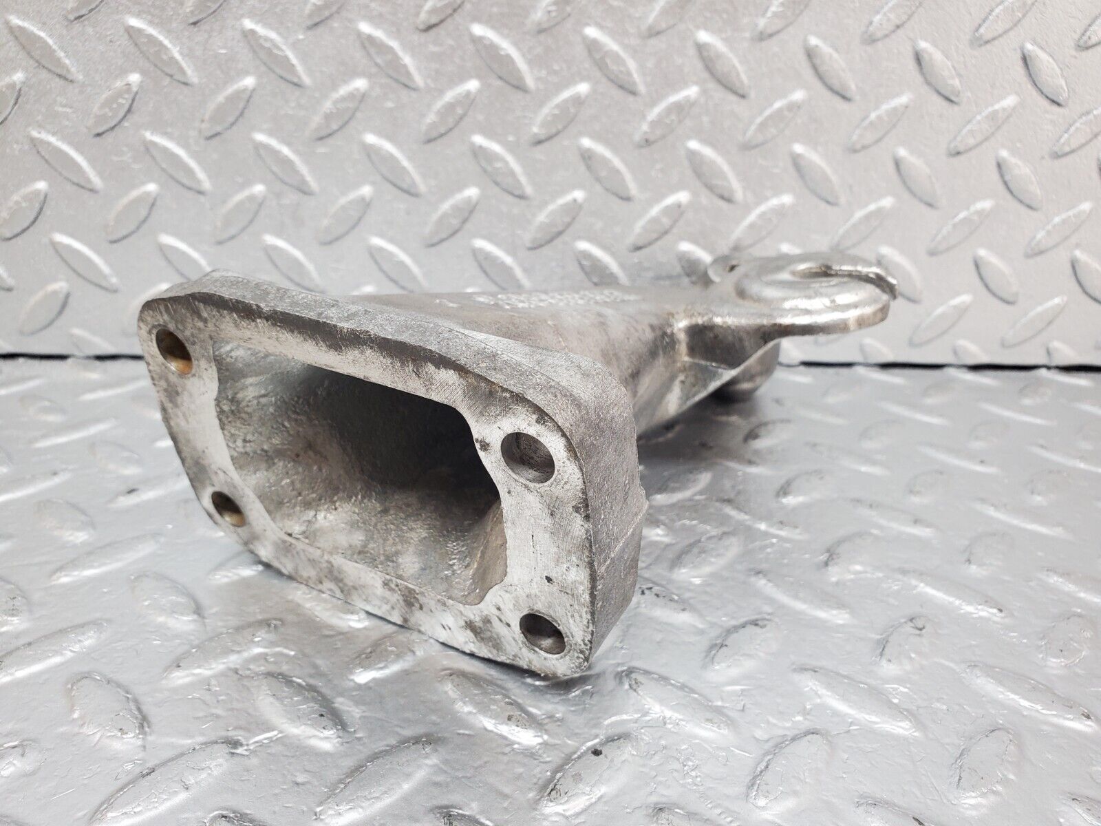 44398 Mercedes-Benz W123 280E Engine Mount Bracket Right Side 1232230304