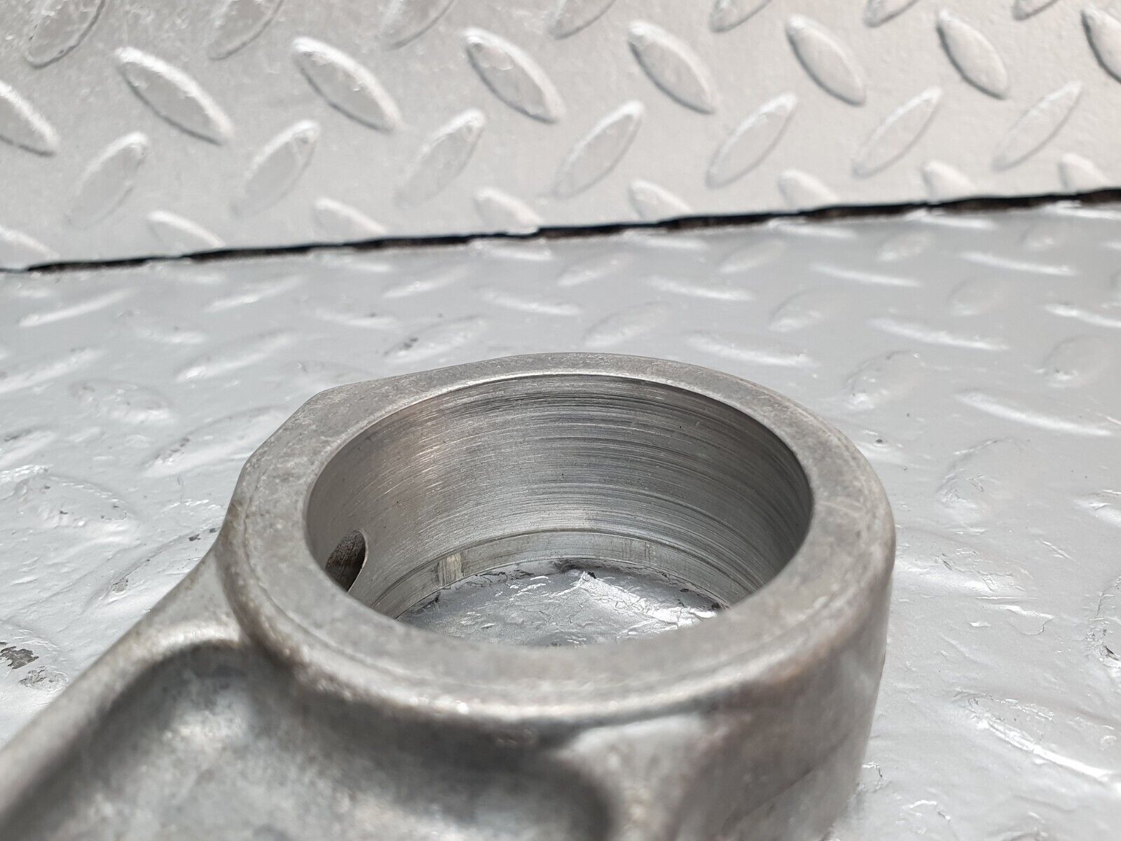 43271 Mercedes-Benz W108 280SE Camshaft Tower Bearing 1140510016