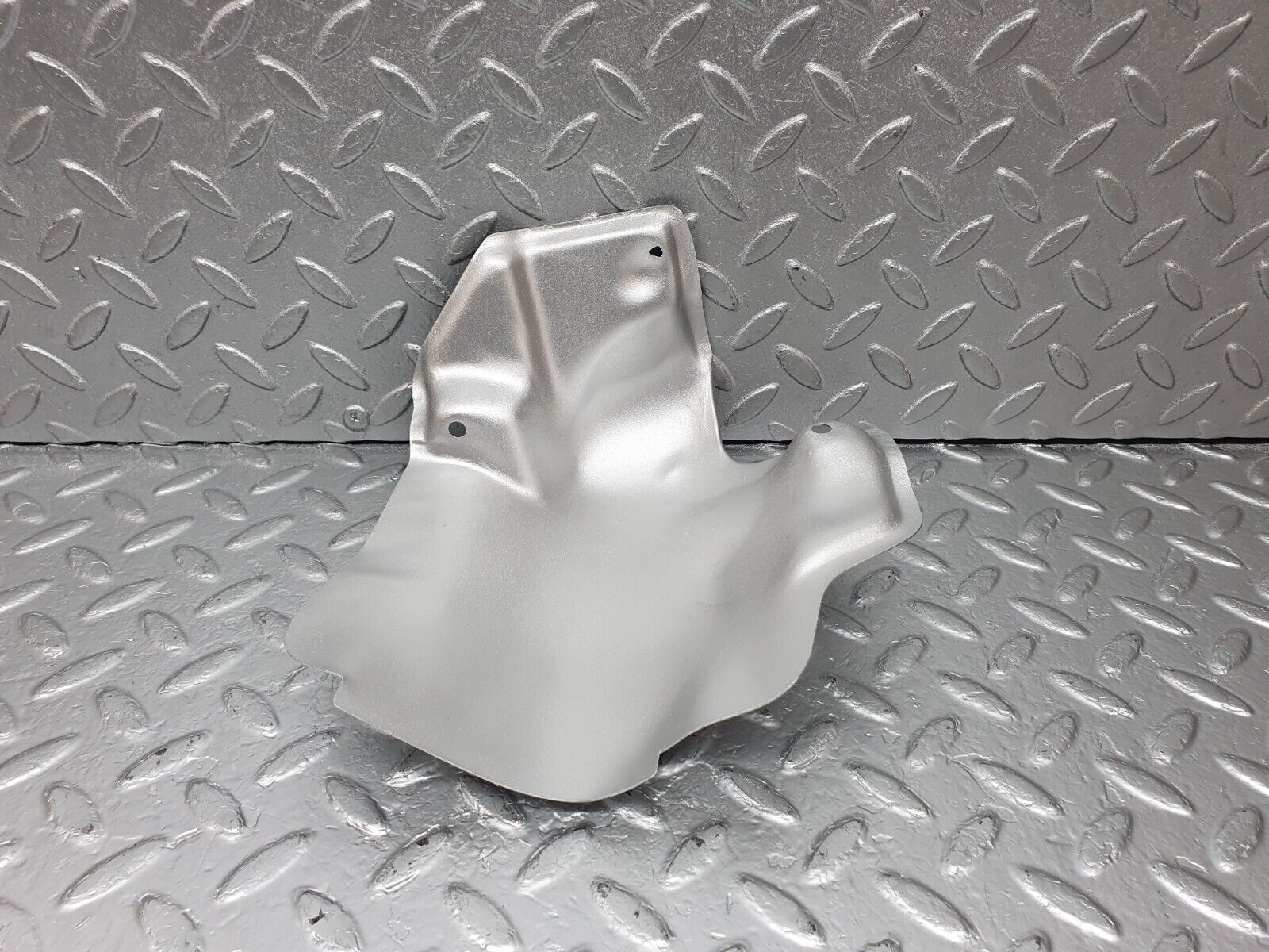 42723 Mercedes-Benz W201 190 2.0L Exhaust Heat Shield