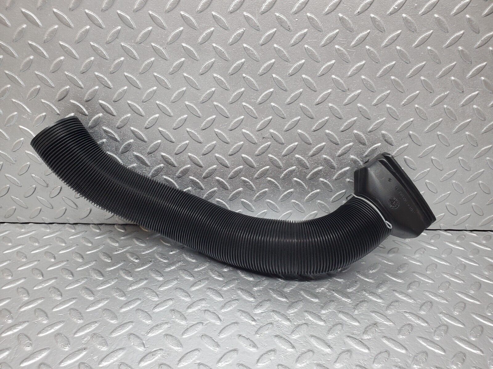 44834 Mercedes-Benz W124 220E Air Duct Pipe Hose Left Side 1248310846