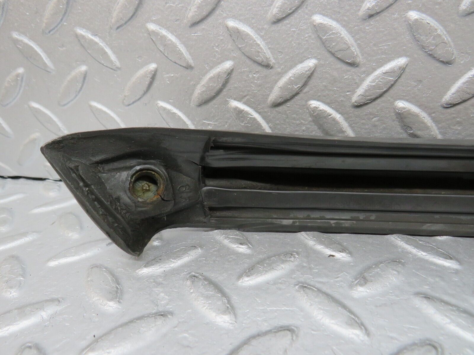 35628 Mercedes-Benz R107 280SL Rear Bumper Rubber