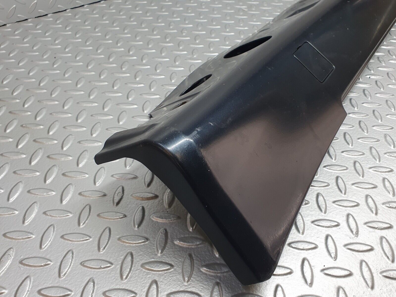 42024 Mercedes-Benz W202 C200 Side Skirt Right Side 2026982430