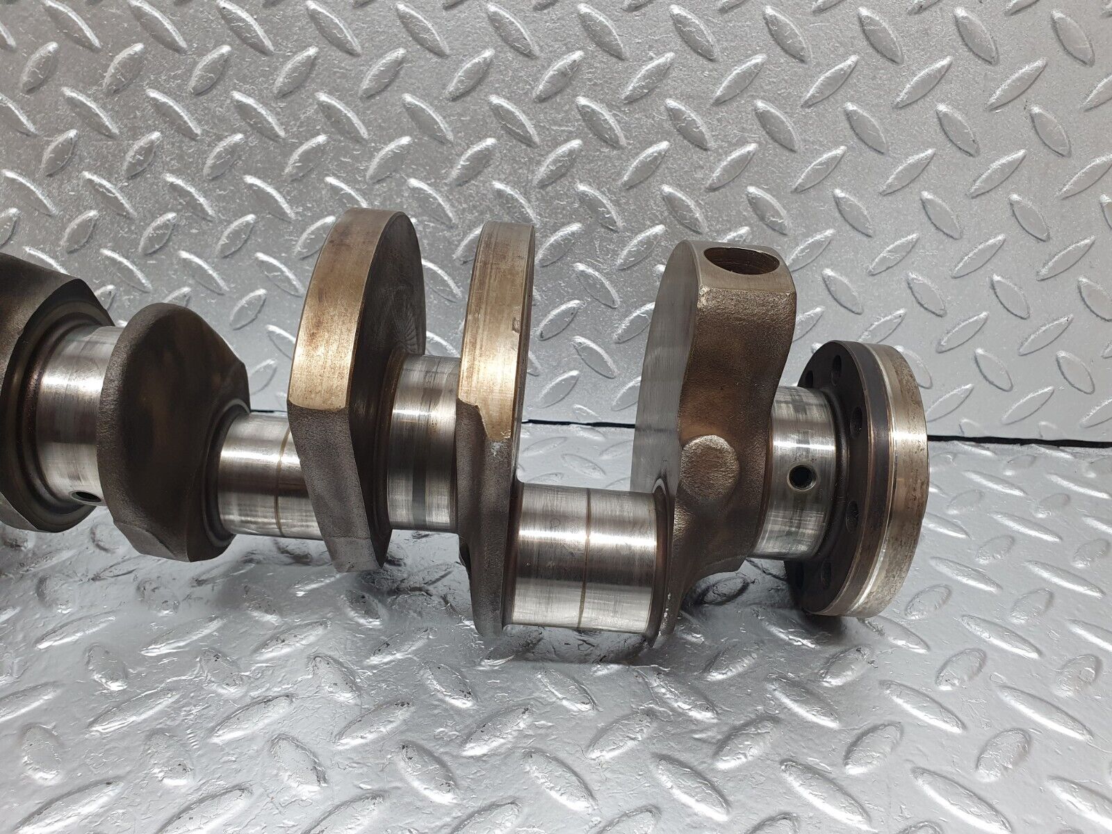 43811 Mercedes-Benz C126 380SEC Coupe Crankshaft 1160312201