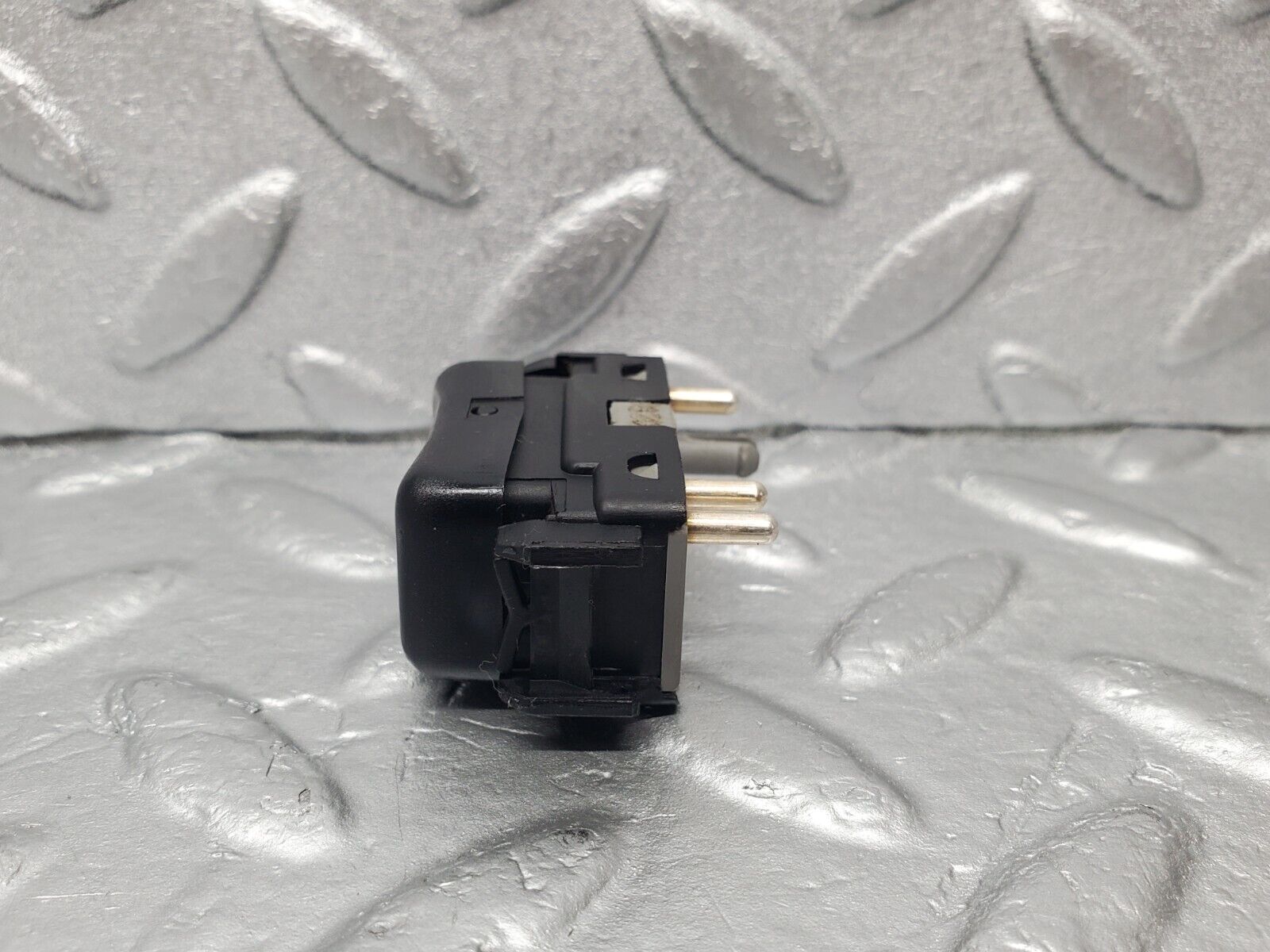 46921 Mercedes-Benz R129 320SL Coupe Right Door Window Switch 1298201410