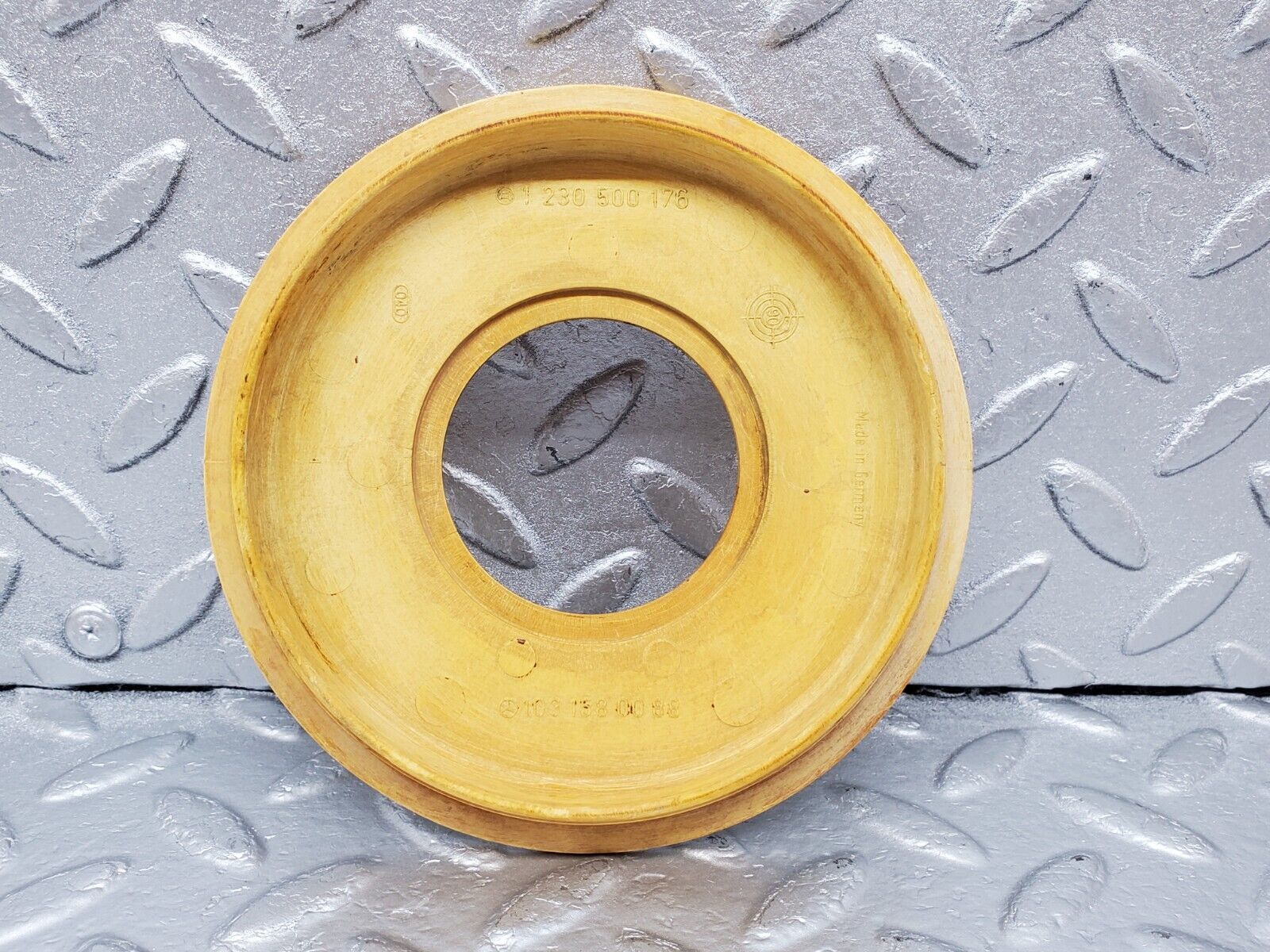 45265 Mercedes-Benz R129 300SL Coupe Ignition Distributor Cover 1230500176 1031580088