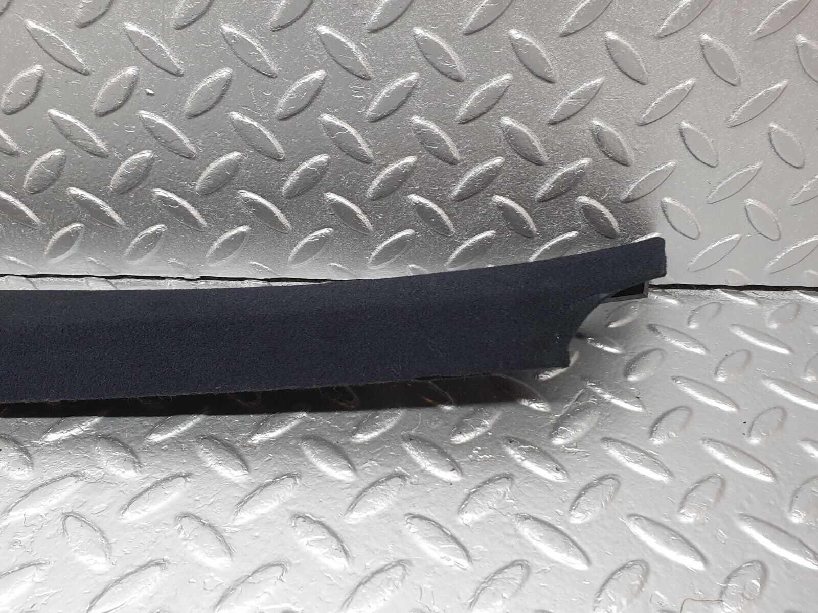 41760 Mercedes-Benz W202 C200 A Pillar Trim Cover Left Side Grey 2026920189