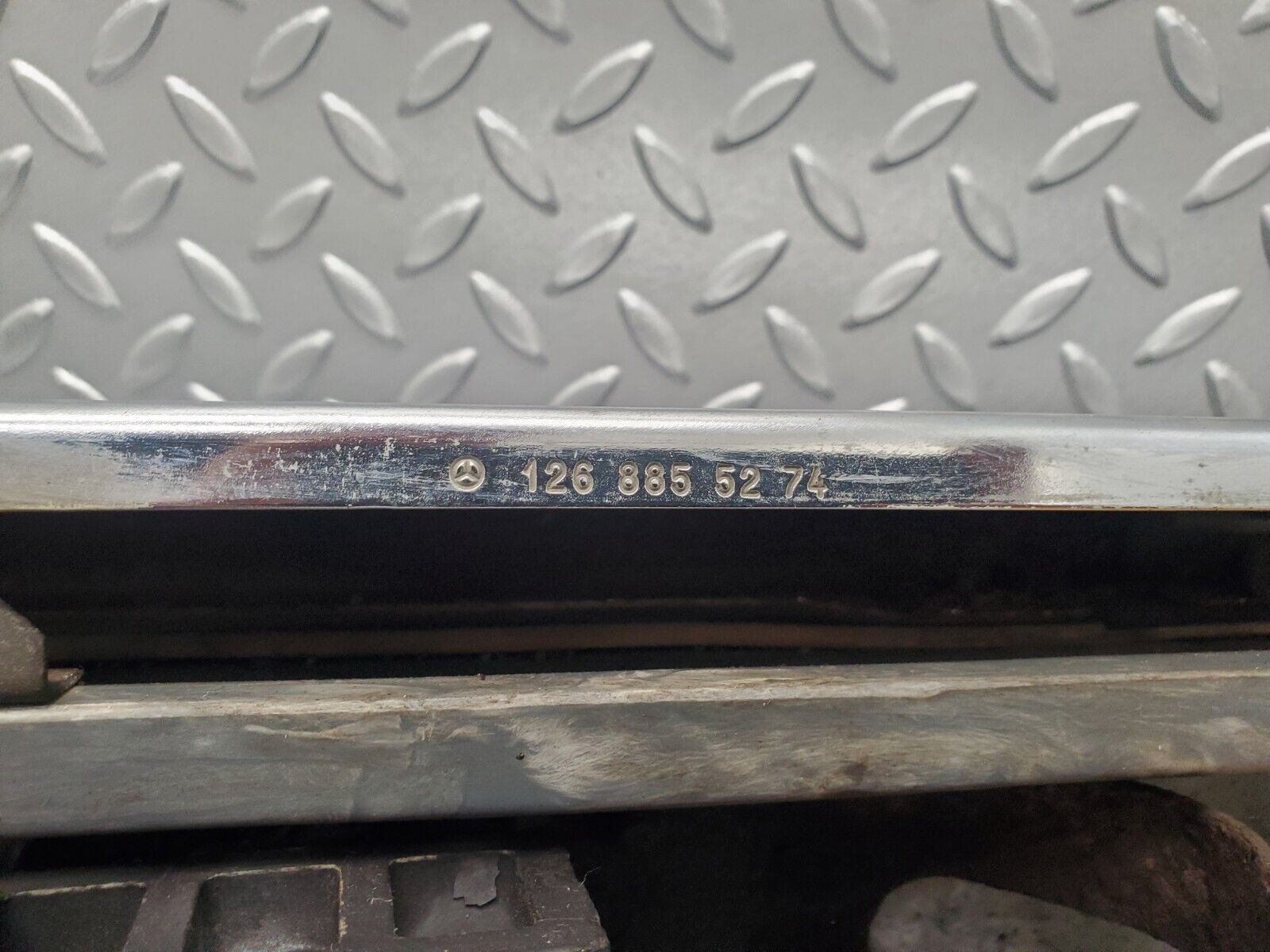 46074 Mercedes-Benz W126 420SE Rear Bumper 1268851105