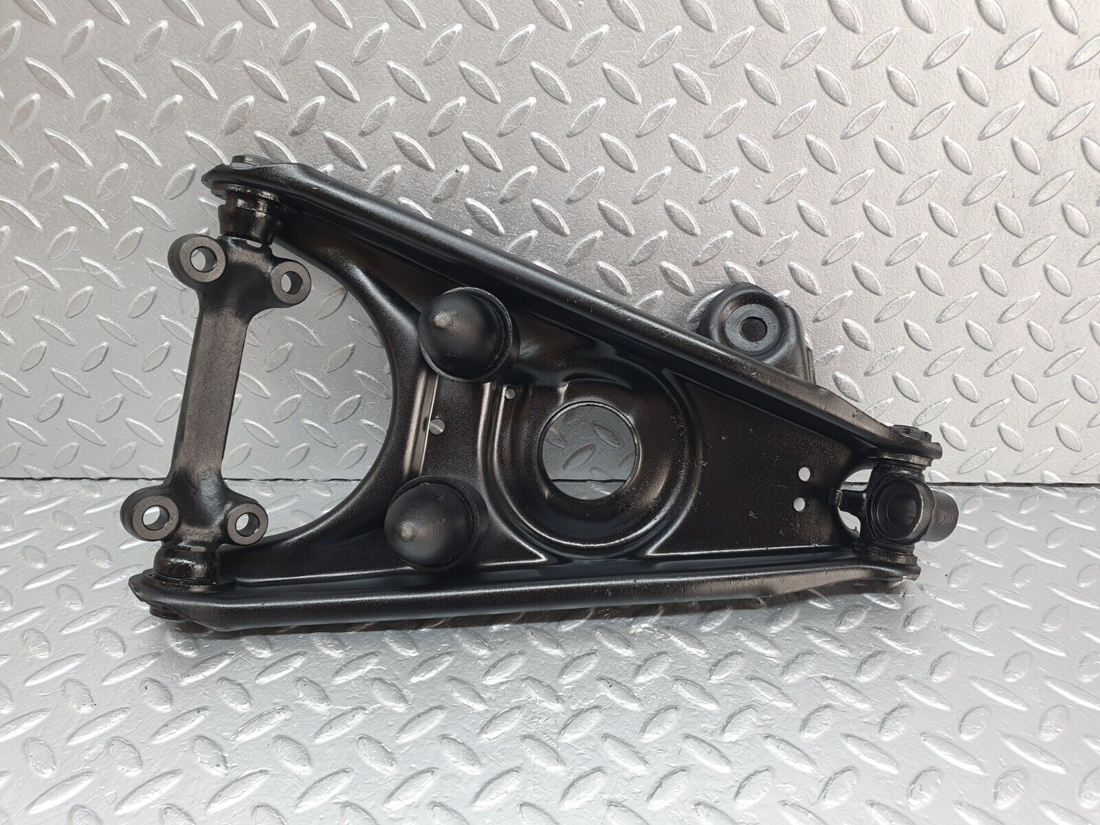 43198 Mercedes-Benz W108 280SE Front Right Lower Control Arm