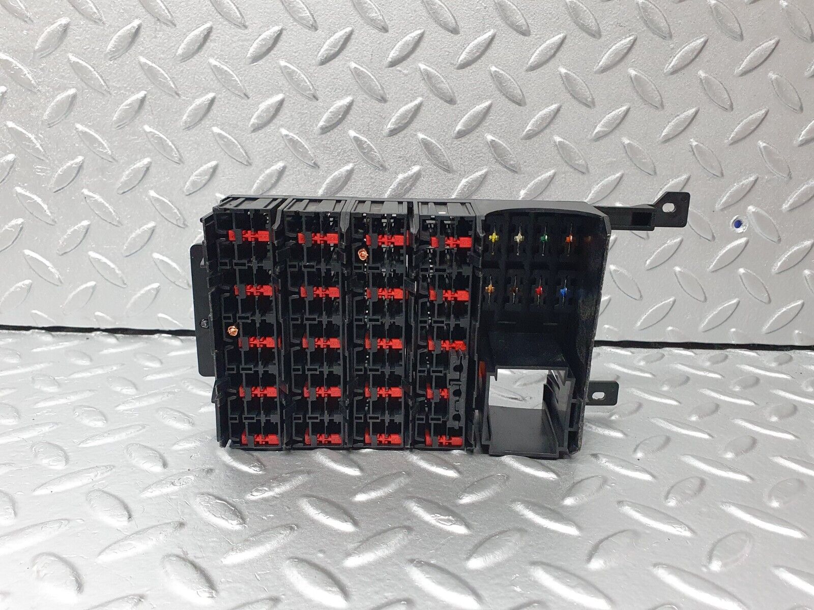 41816 Mercedes-Benz W202 C200 Fuse Box 2085450140