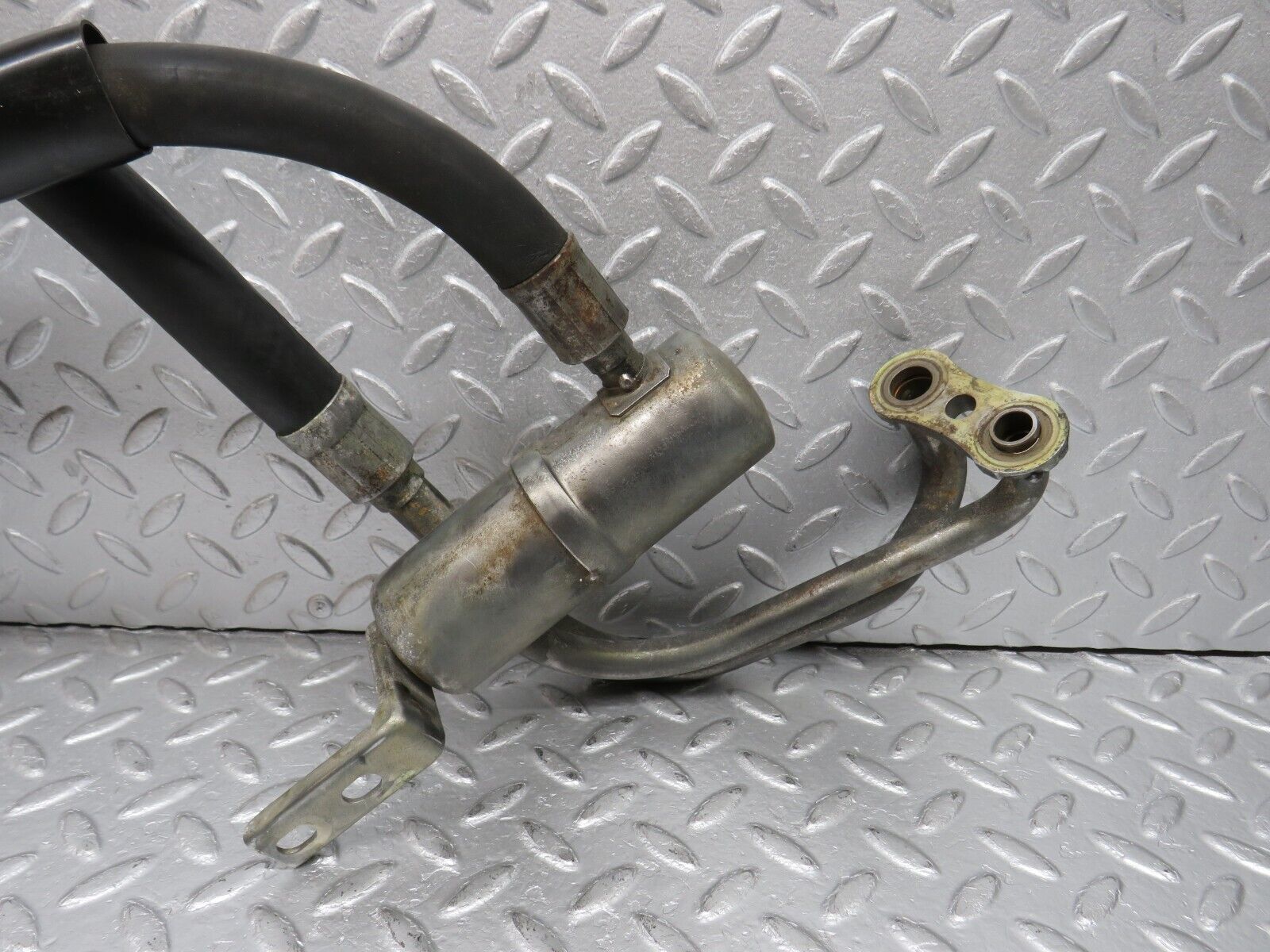 39219 Mercedes-Benz R107 500SL Air Conditioning Air Dryer