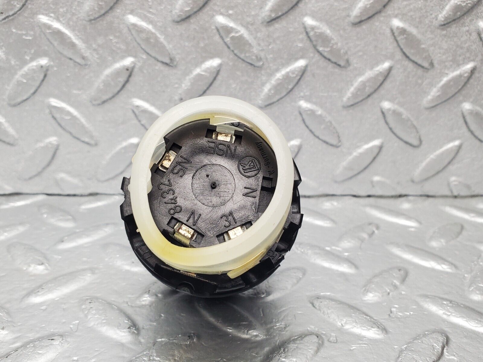 46451 Mercedes-Benz C123 280CE Coupe Headlight Switch