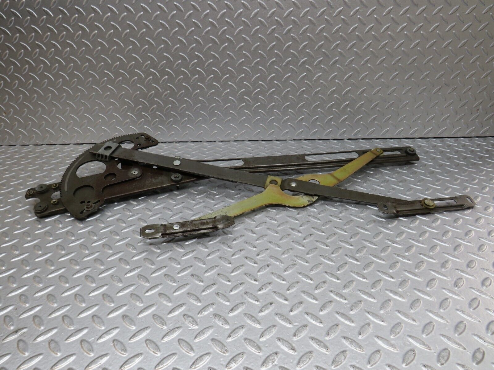 35502 Mercedes-Benz R107 280SL Front Right Power Window Regulator