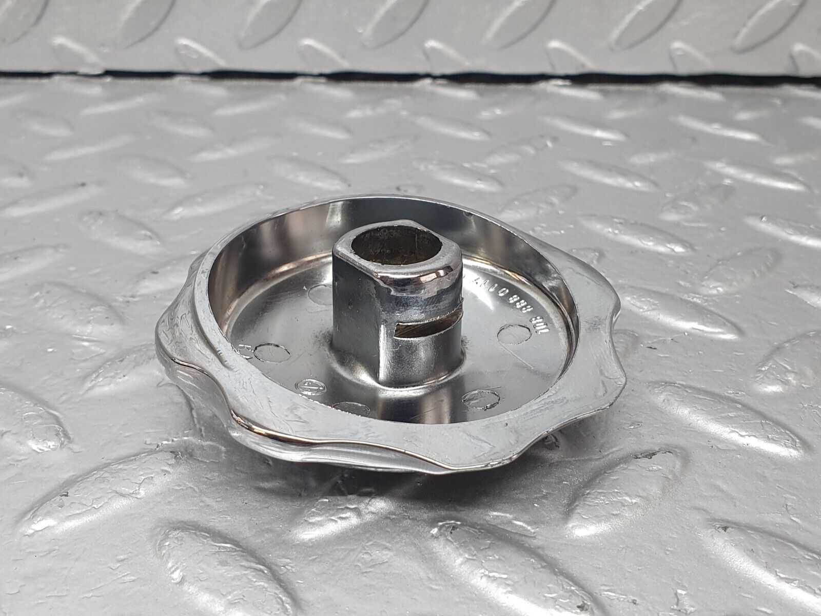 43414 Mercedes-Benz W108 280SE Front Emblem Badge Base Holder 1088880117