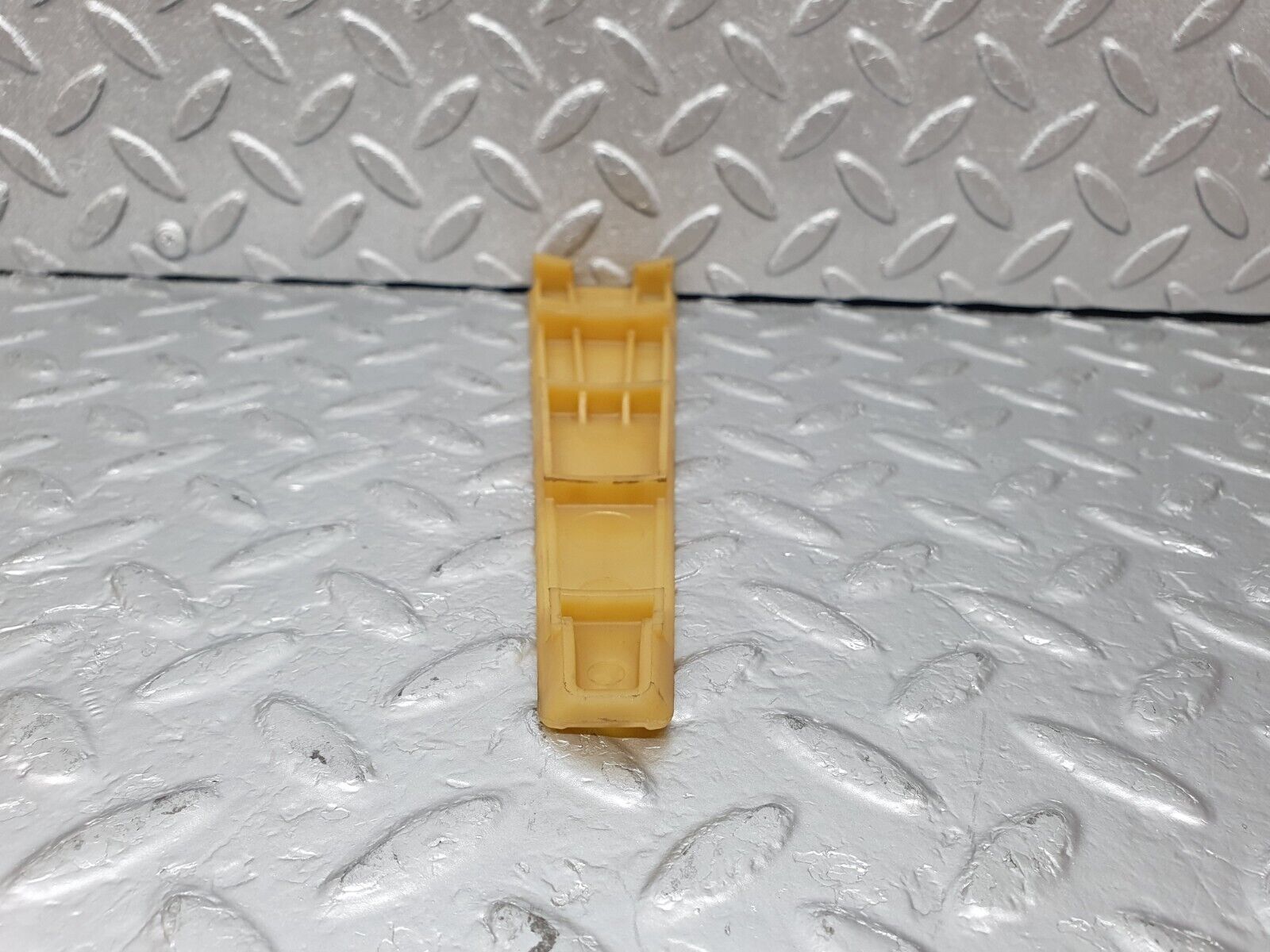 44237 Mercedes-Benz C107 350SLC Coupe Automatic Gearbox Support 722.001