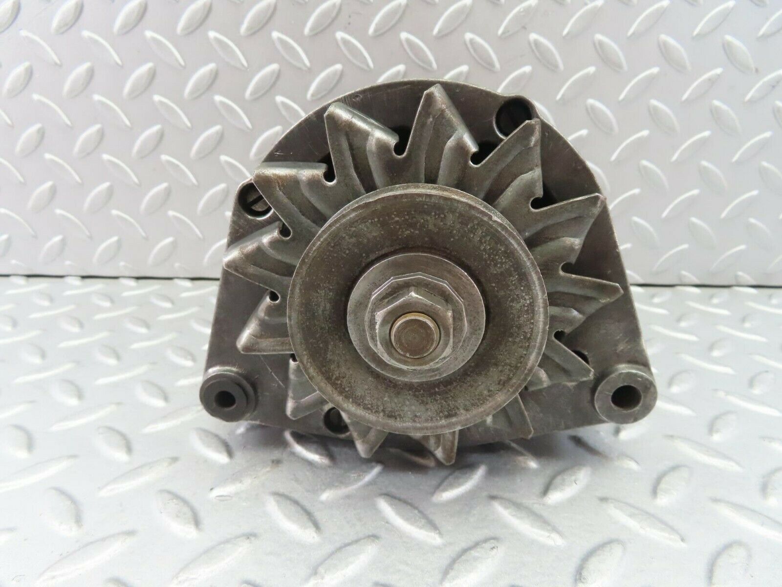 8544 Mercedes-Benz R107 Alternator Generator 0120400600