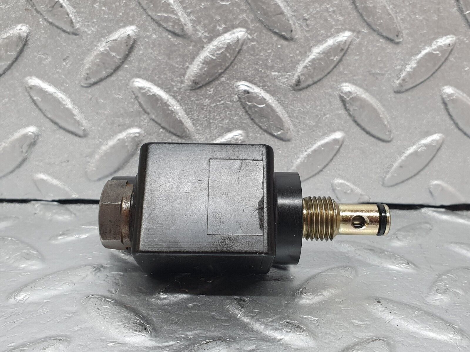 44077 Mercedes-Benz C123 230CE Coupe Automatic Gearbox Solenoid 722.401 0003041990