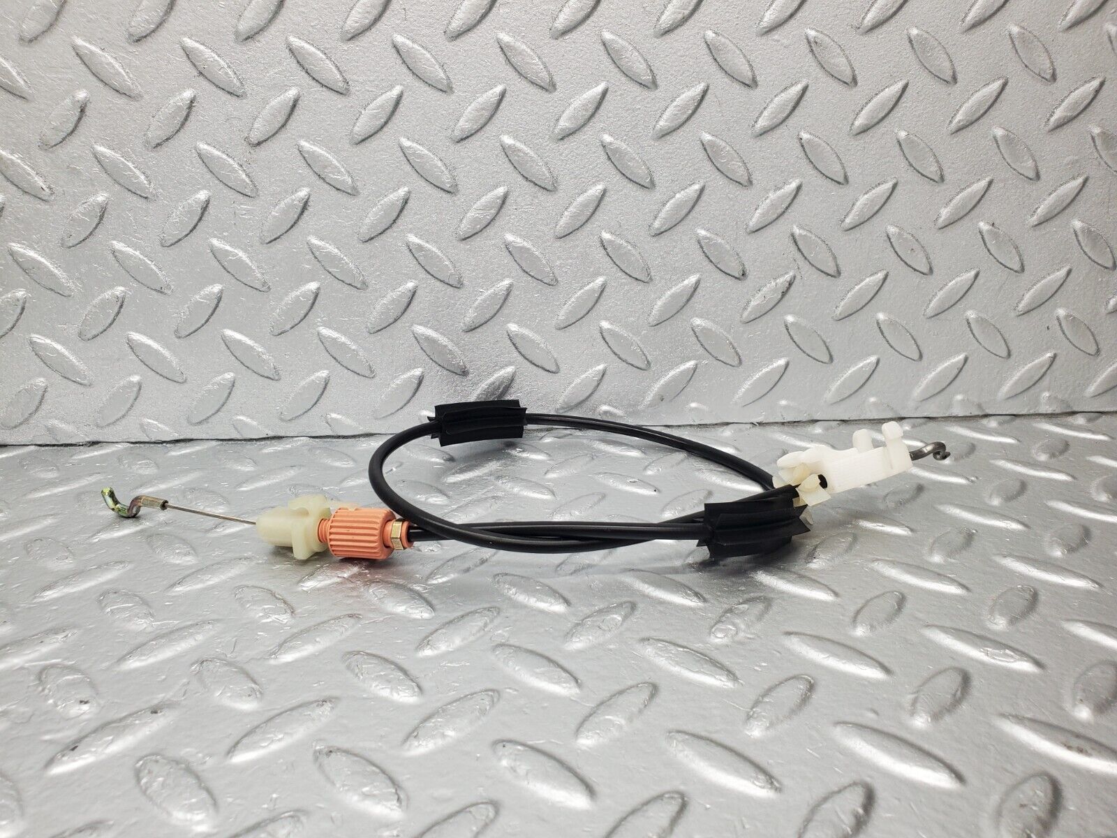 46952 Mercedes-Benz R129 320SL Coupe Door Lock Cable
