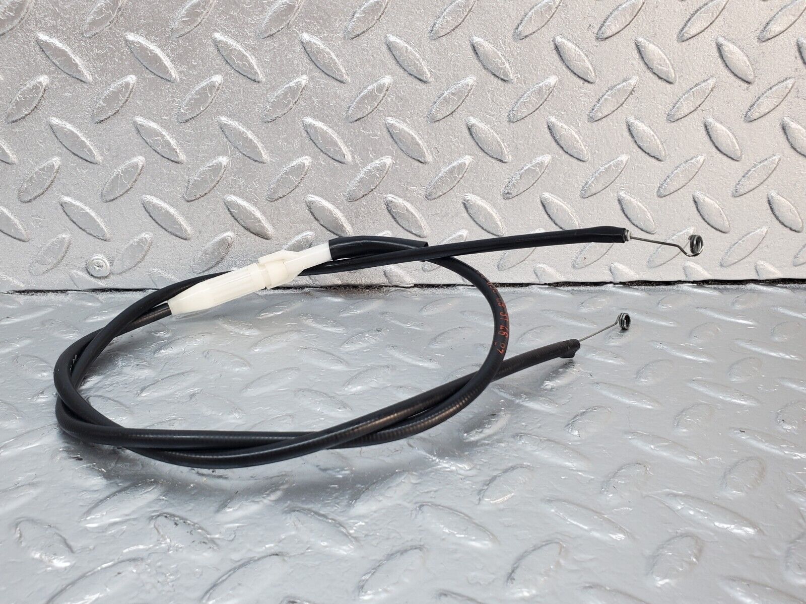 45756 Mercedes-Benz W126 420SE Heater Control Cable 1268300131