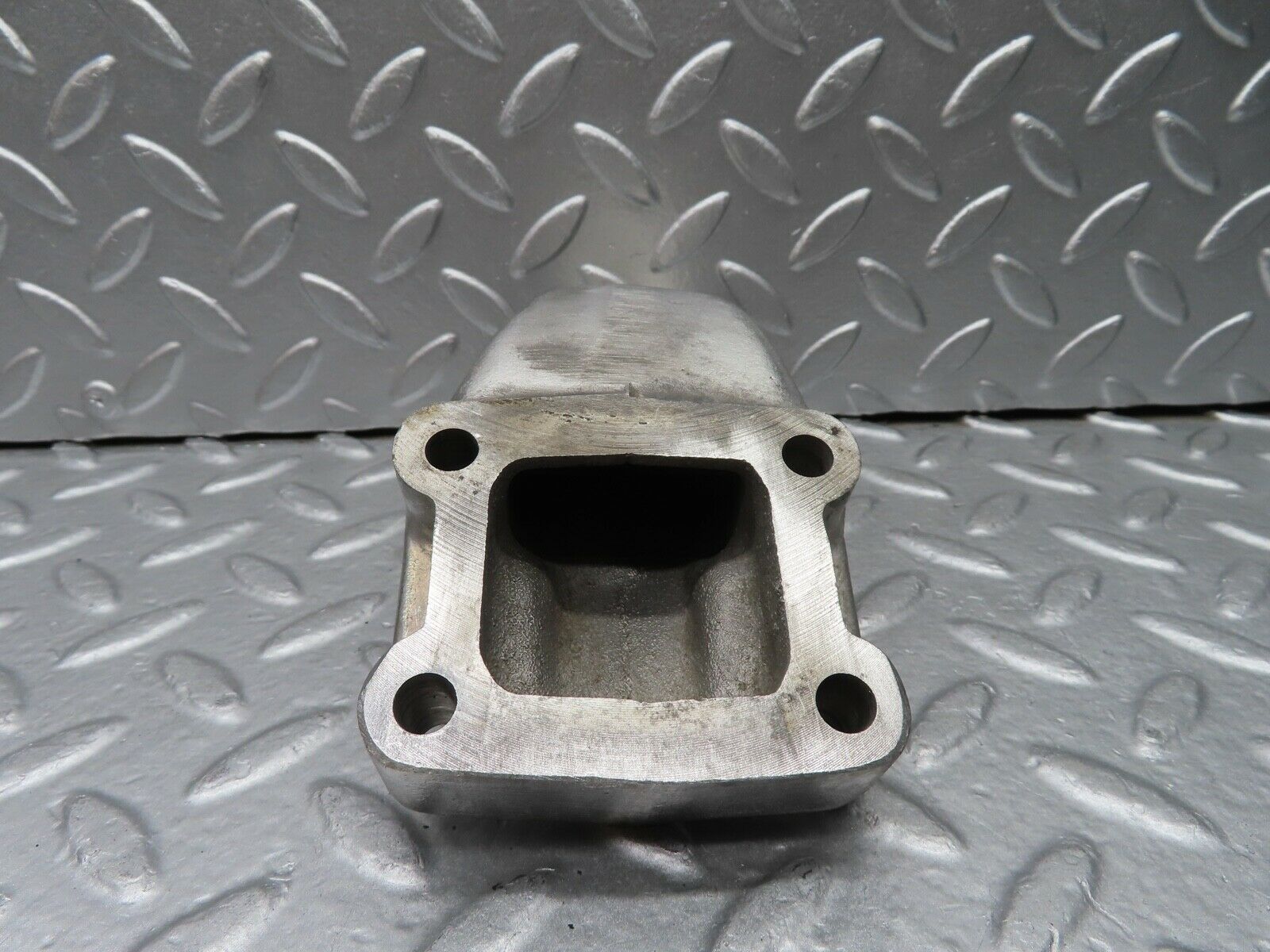 20633 Mercedes-Benz R107 450SL Engine Mount Bracket Left 1162232204