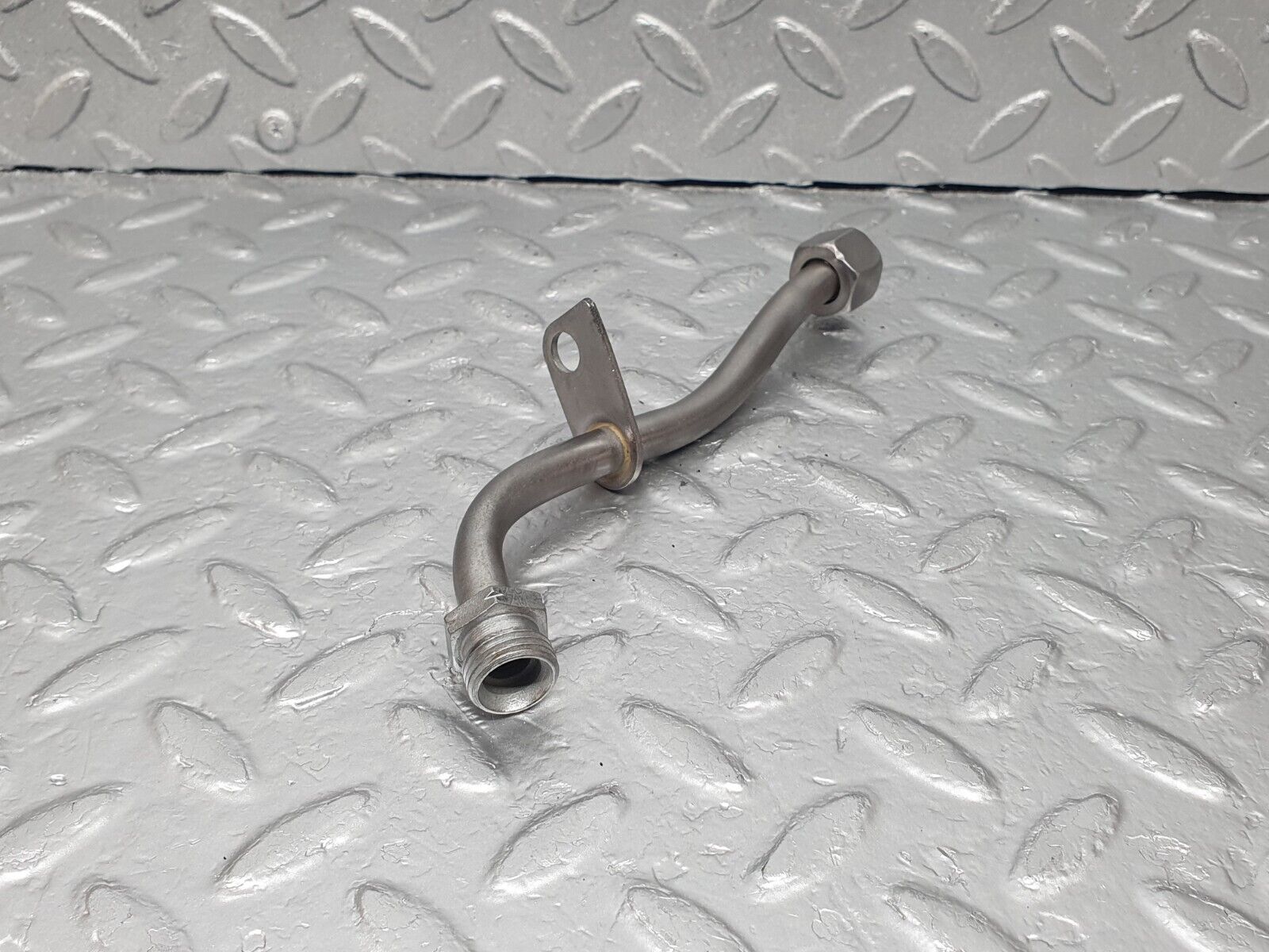 43567 Mercedes-Benz C126 380SEC Coupe Intake Manifold Brake Servo Pipe