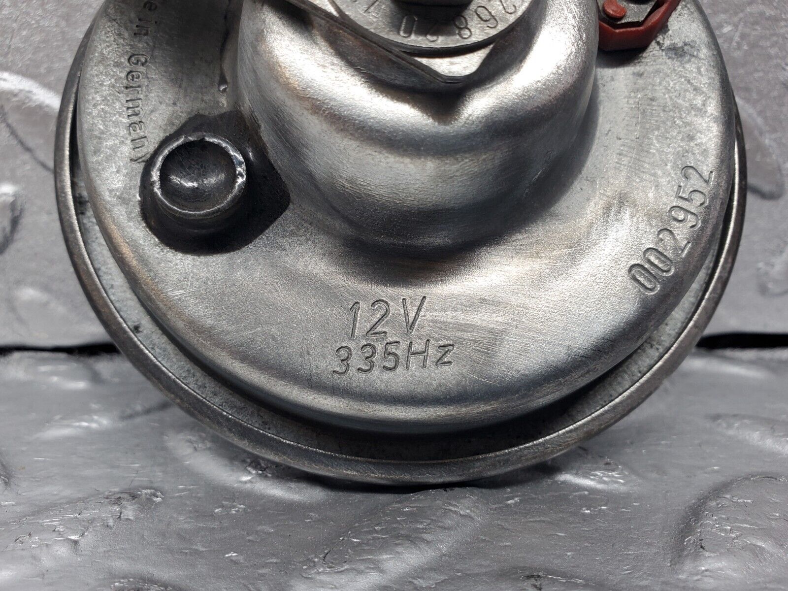 45739 Mercedes-Benz W126 420SE Horn HELLA 002952