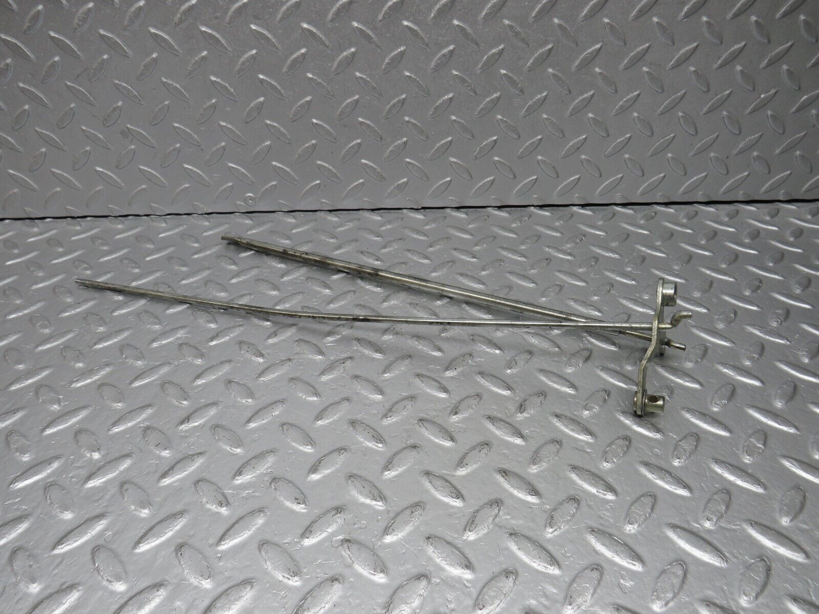 39186 Mercedes-Benz R107 500SL Accelerator Linkage