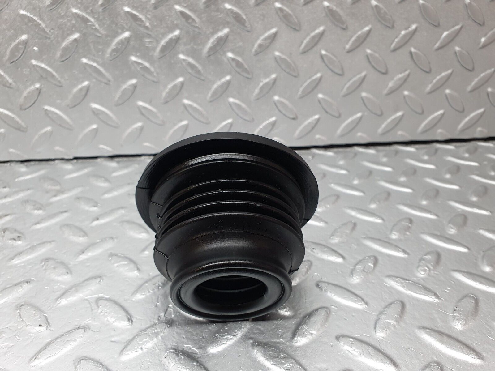 41602 Mercedes-Benz W124 200E Steering Column Rubber 1244620396