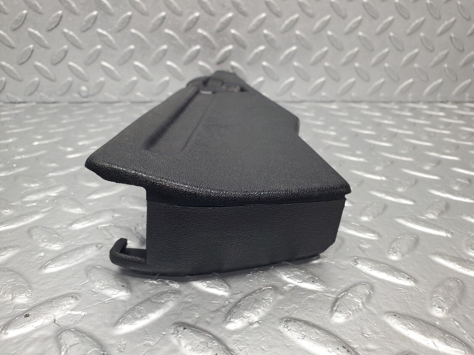 46619 Mercedes-Benz C123 280CE Coupe Front Right Seat Cover Trim Black 1239100618