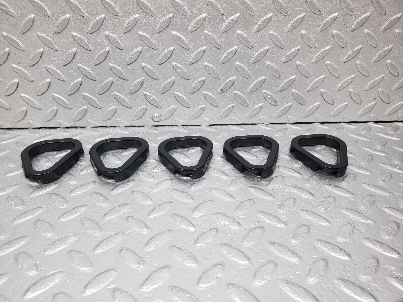 45439 Mercedes-Benz 280E M110.988 Valve Cover Gasket Set 1100160721