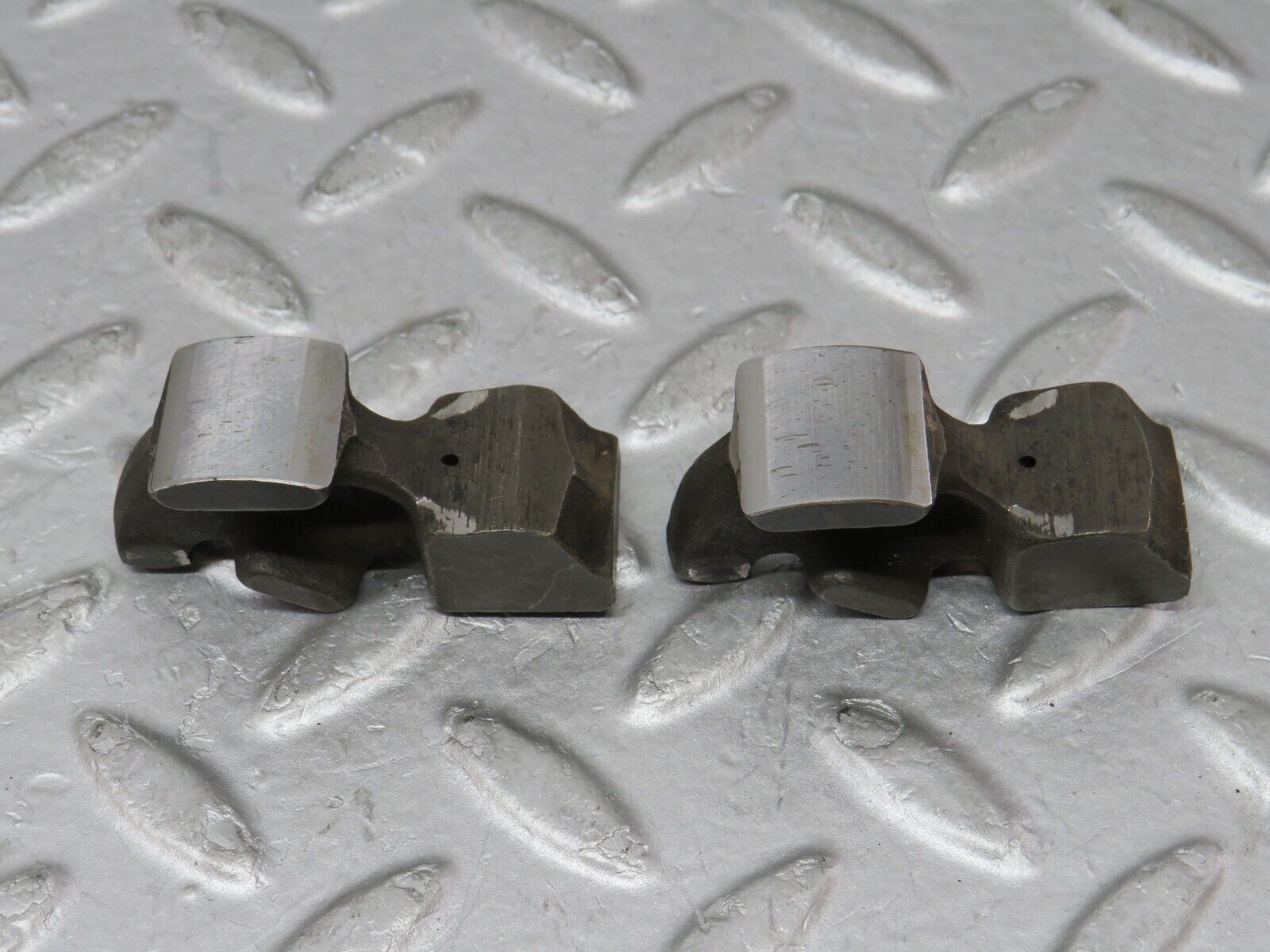 35642 Mercedes-Benz R107 280SL Valve Rocker Arm With Spring And Tappet