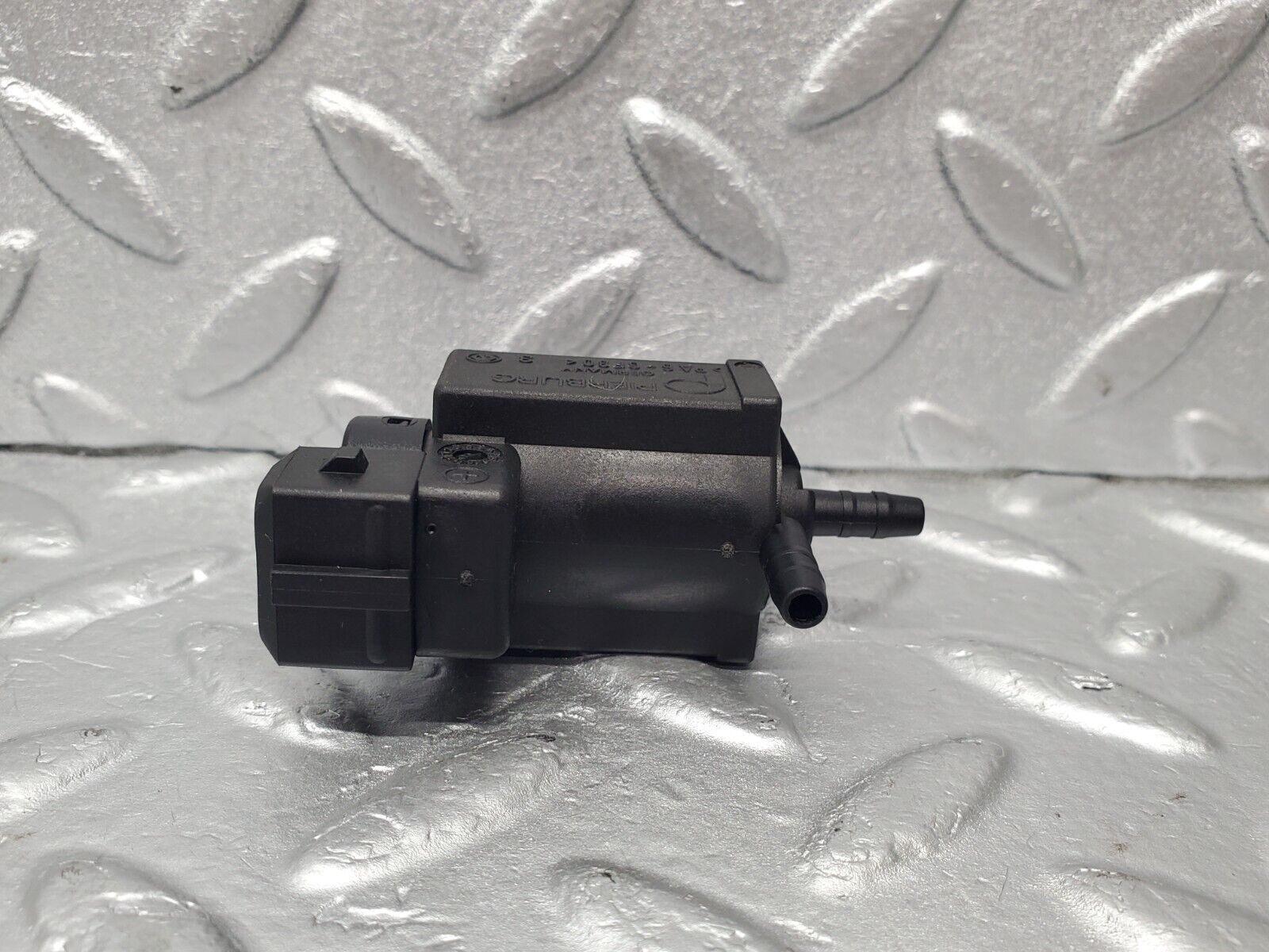 46790 Mercedes-Benz R129 320SL Coupe Vacuum Valve Pierburg 0025401897
