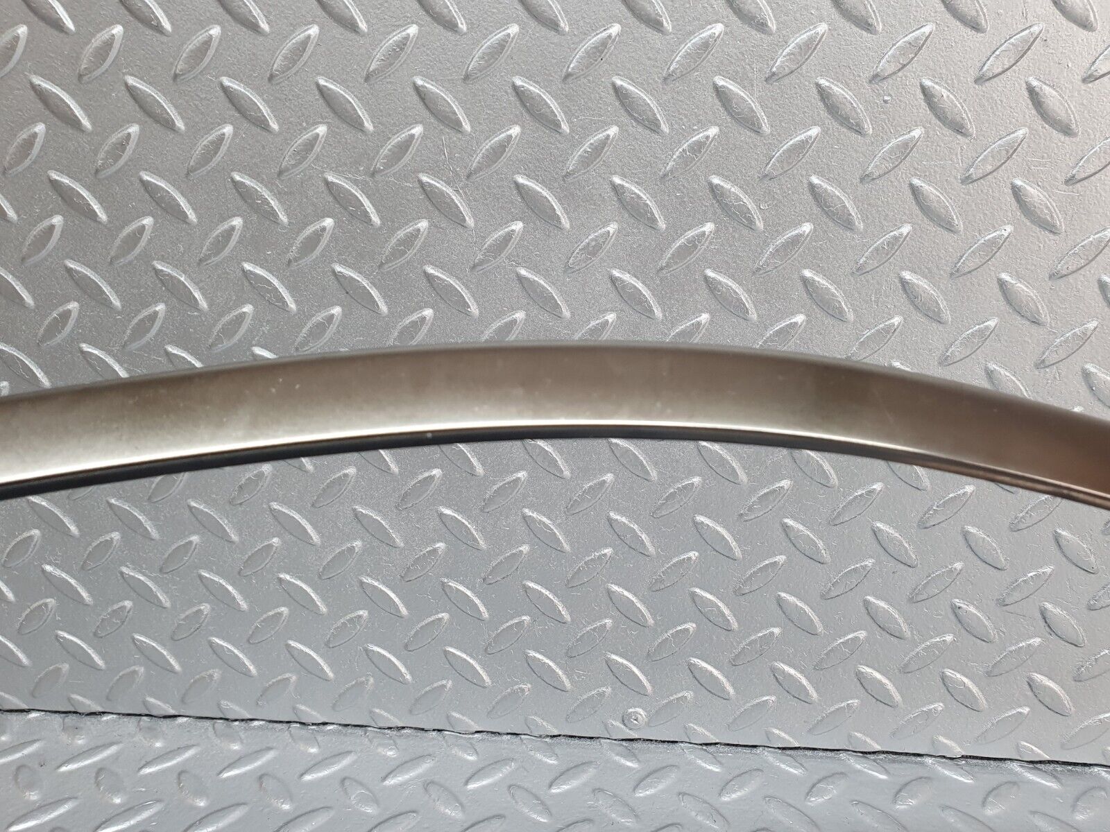 42112 Mercedes-Benz W202 C200 Roof Trim Right Side