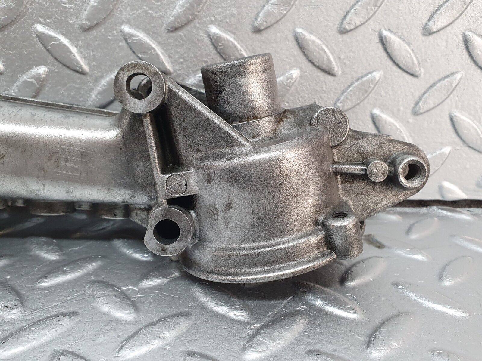 41897 Mercedes-Benz W202 C200 Thermostat Housing 1112030473