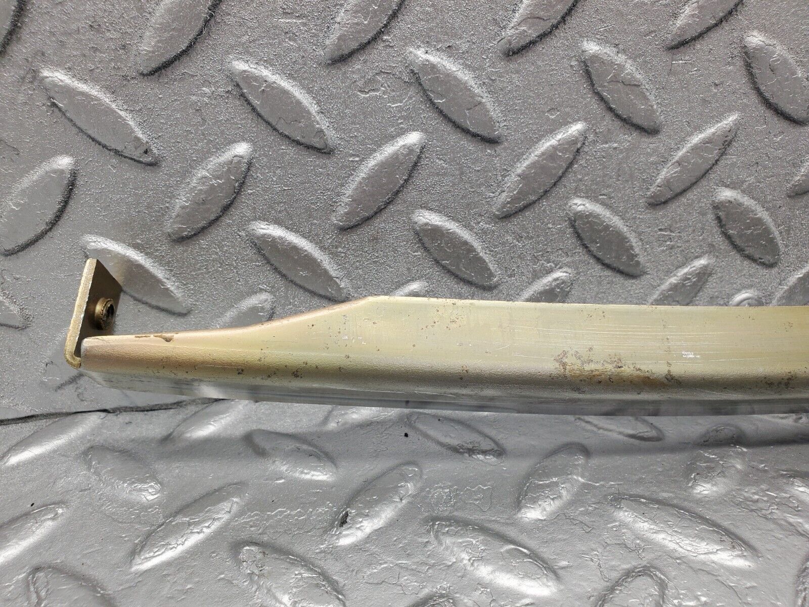 46352 Mercedes-Benz C123 280CE Coupe Front Left Window Channel