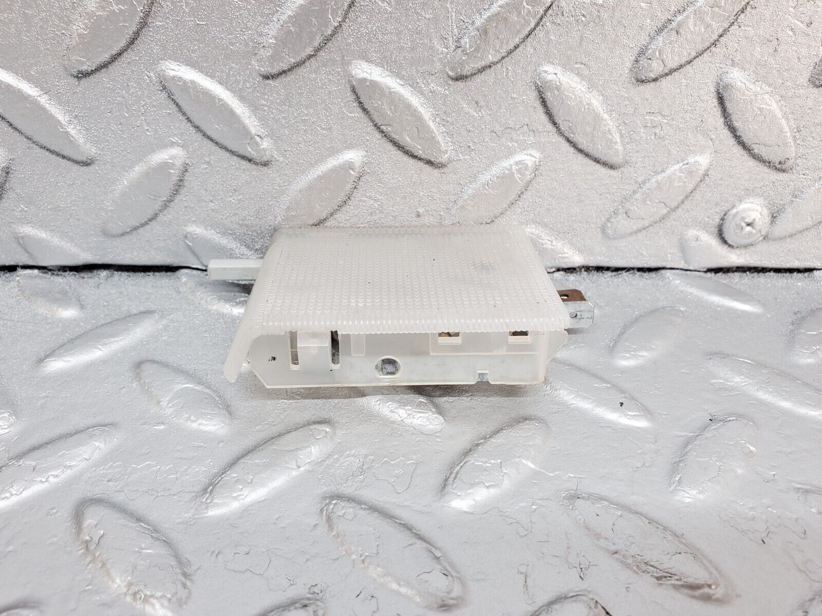 44667 Mercedes-Benz W124 220E Glove Box Light 1298200301