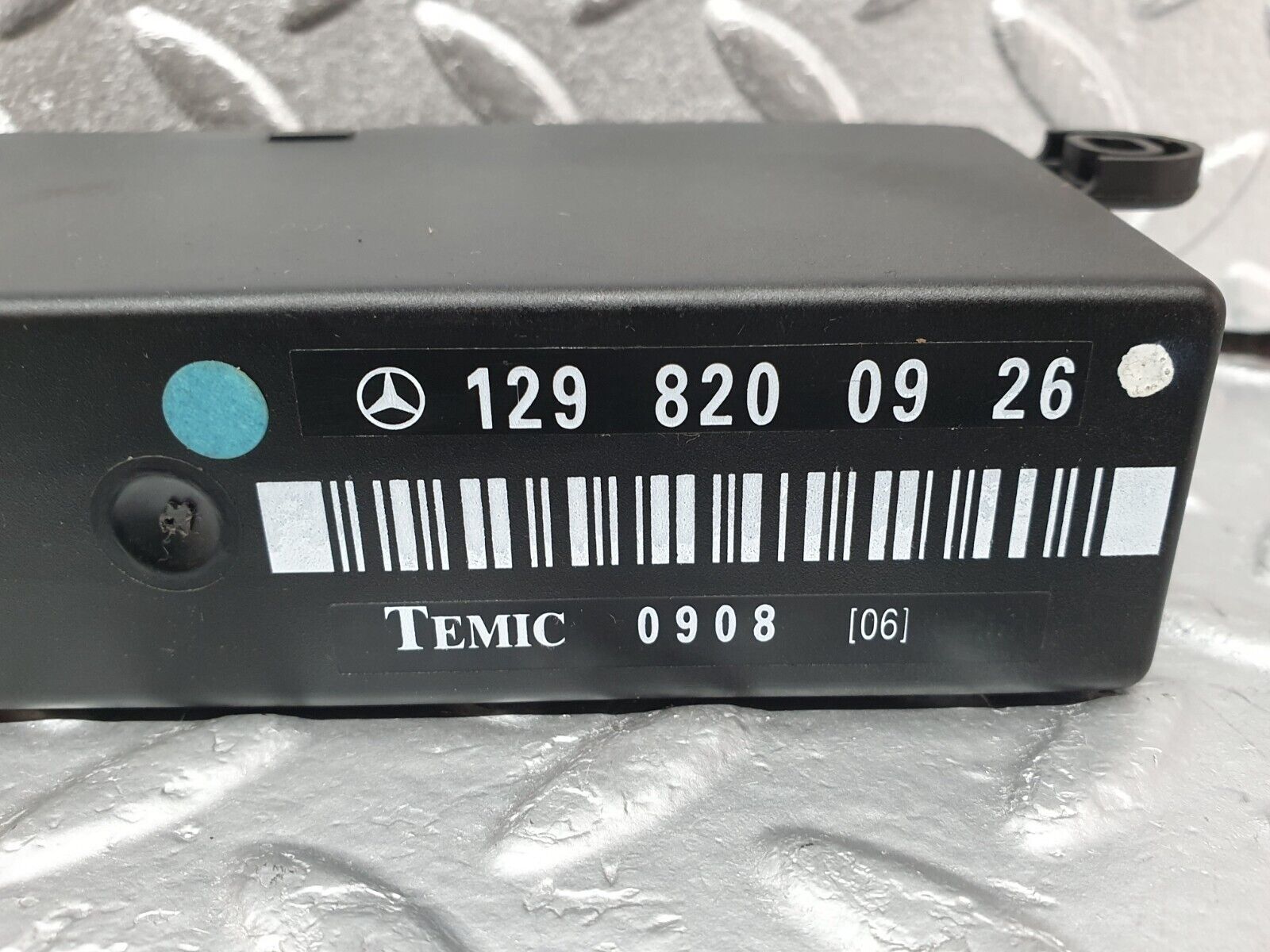 42149 Mercedes-Benz R129 320SL Coupe Seat Control Unit 1298200926