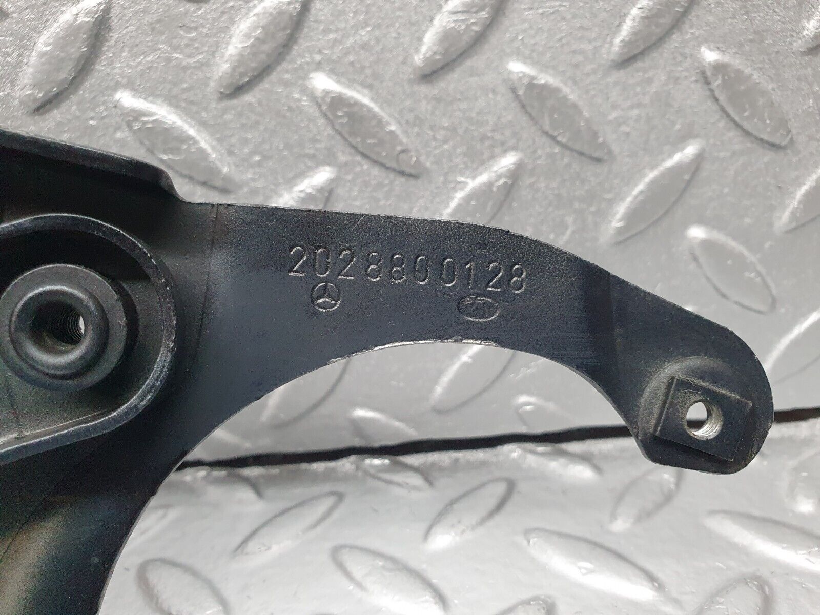 41874 Mercedes-Benz W202 C200 Bonnet Hinge Left Side 2028800128