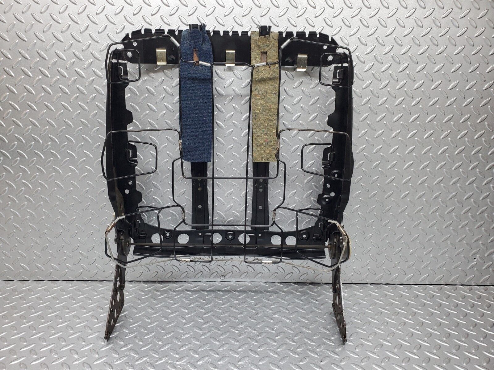 44553 Mercedes-Benz W123 280E Front Left Seat Backrest